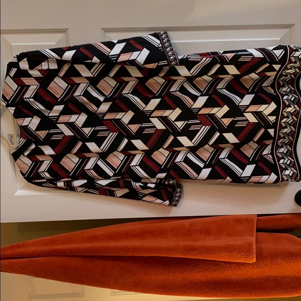 White House Black Market Tunic
